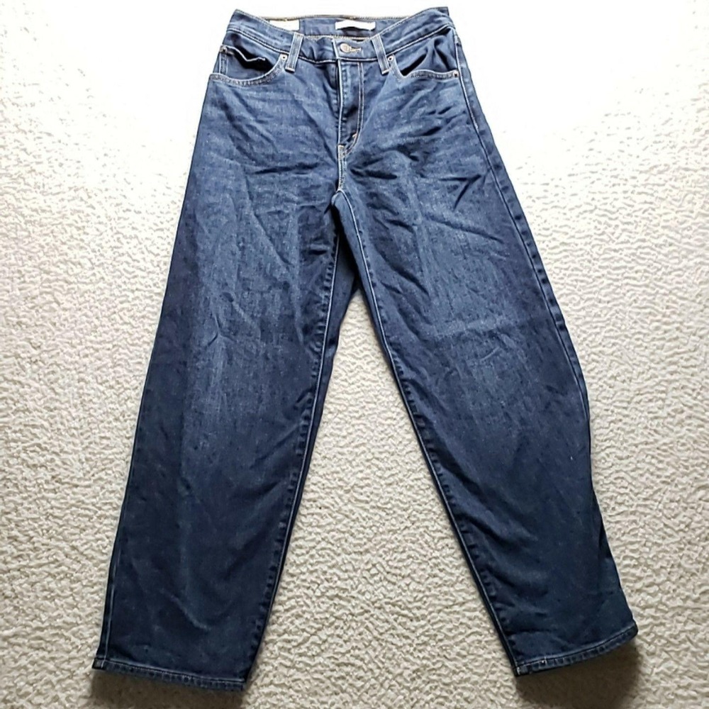 Levis Premium Jeans Womens 25 Blue Medium Wash Relaxed Straight Denim Pants